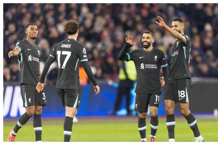 Liverpool ends the year top of the EPL table