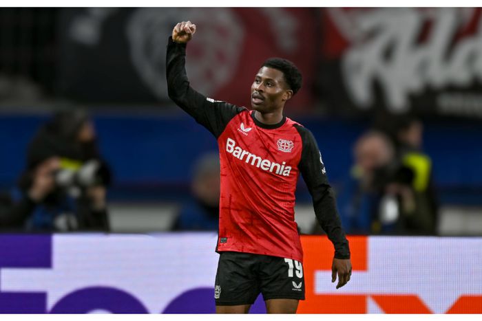 Boniface celebrates teammate Tella’s UCL goal