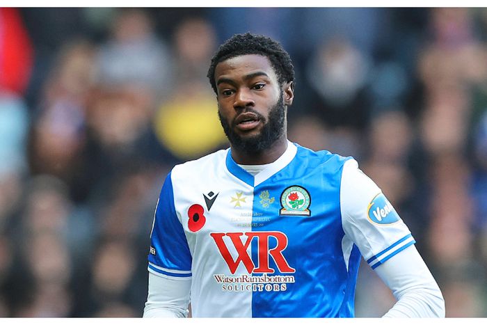 Super Eagles star opens up on transfer speculation