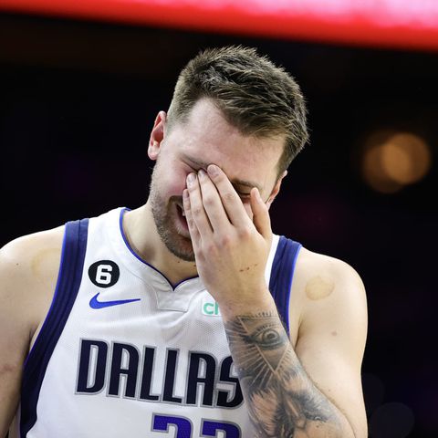 Mavericks' playoff hopes hang in the balance after costly defeat