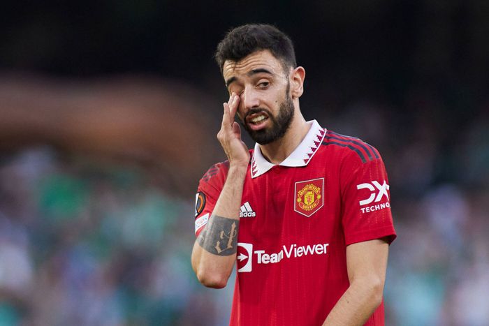 Bruno Fernandes reacts at a past Manchester United game.