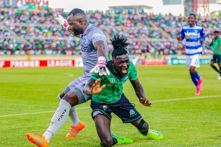 Action from the fisrt leg of the Masehmeji Derby between AFC Leopards and Gor Mahia