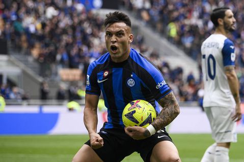 Inter produce comeback win against Lazio to climb into top-four