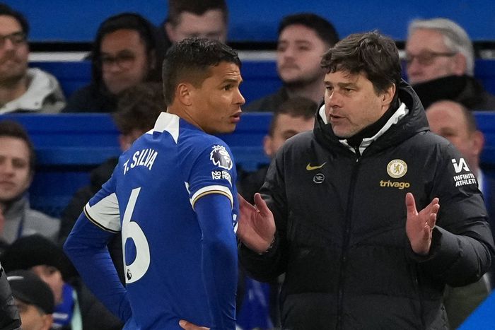 Chelsea manager Mauricio Pochettino and Thiago Silva of Chelsea during the Premier League match between Chelsea and Everton at Stamford Bridge || Image credit: Imago