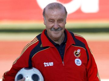 World Cup winner Del Bosque tasked with overseeing RFEF following Rubiales saga