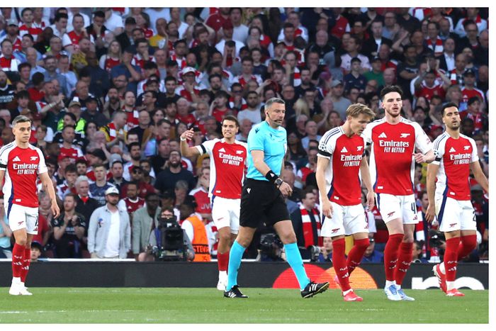 Rooney reveals Arsenal’s issue