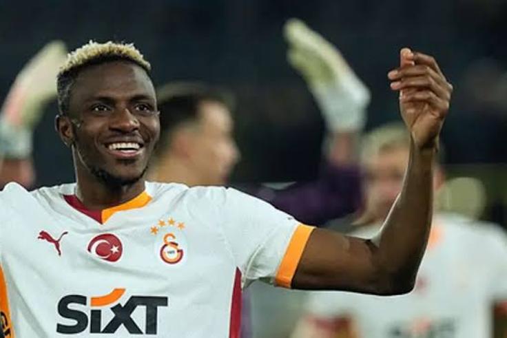 They need him - Ex-Arsenal star urges Man United to sign Super Eagles star Victor Osimhen