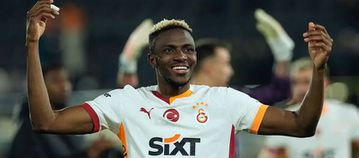 They need him - Ex-Arsenal star urges Man United to sign Super Eagles star Victor Osimhen