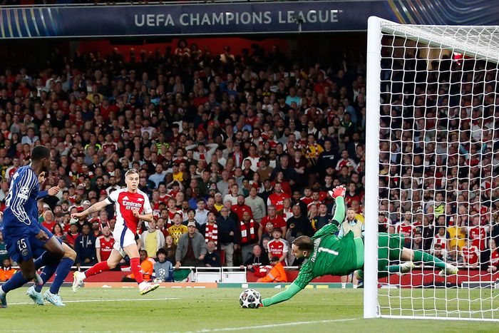 How ‘Titan’ Gianluigi Donnarumma May Have Ended Arsenal’s Champions League Dream. Rewrit