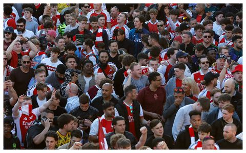 Man United legend slams Arsenal fans reaction against PSG in the UCL first leg