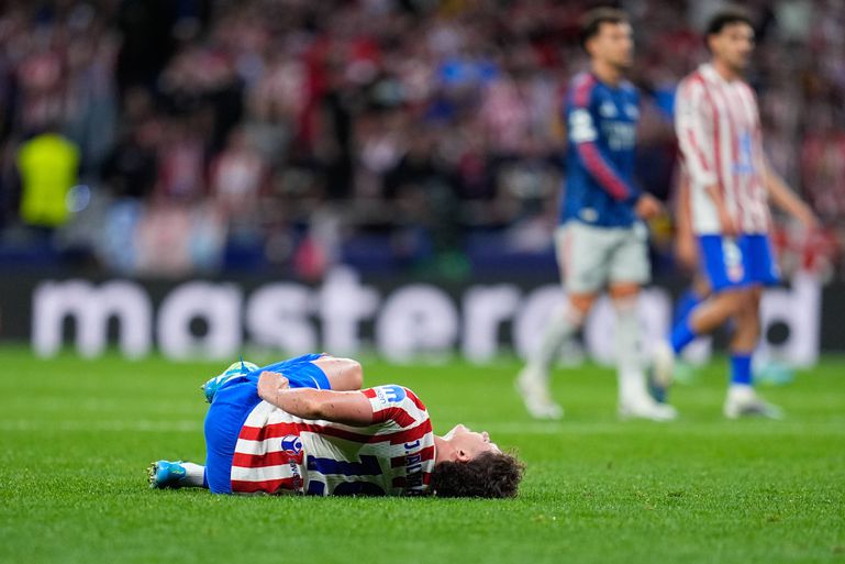 Alvarez injured against Arsenal || imago