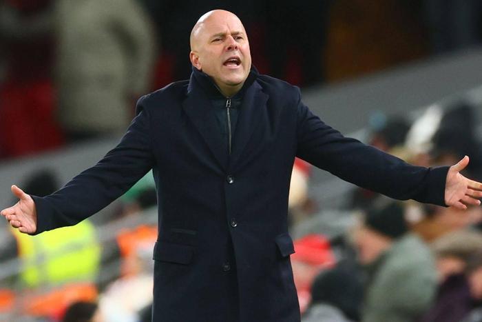 Fans stunned as social media explodes over shock Arne Slot Liverpool sack