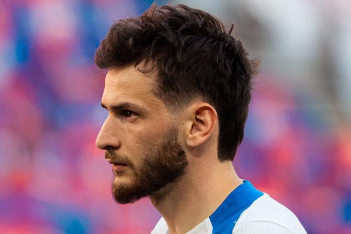 How Khvicha Kvaratskhelia Became the Champions League’s Ultimate Secret Weapon Ahead of Arsenal Clash