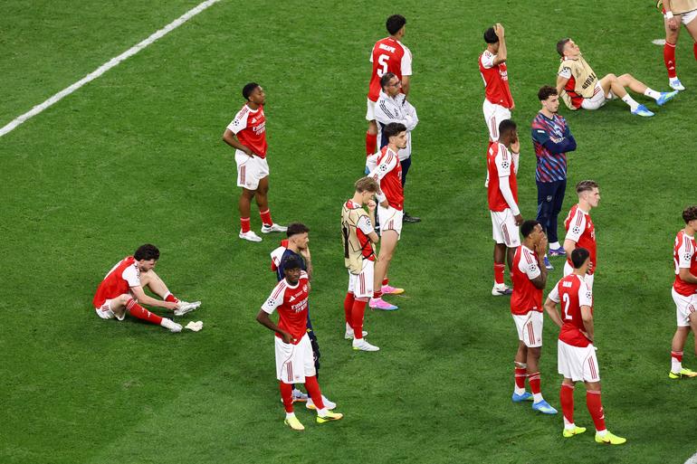 Arsenal players looking devastated || Imago