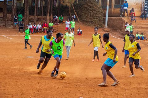 LaLiga and IBL hold social event in Kibera aimed at empowering vulnerable youth for better future