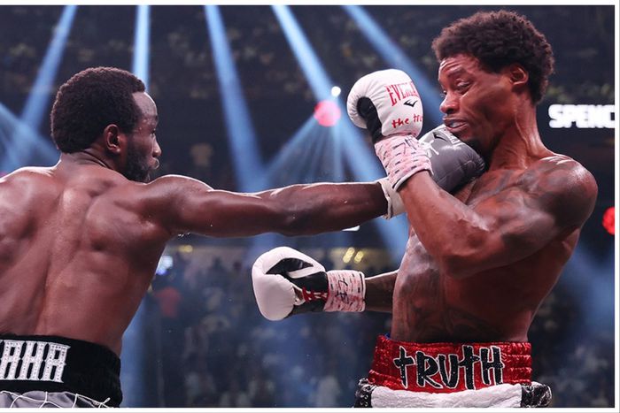 With his steady one-step advantage against Spence and near-perfect game plan execution, Crawford put on an absolutely exceptional performance.