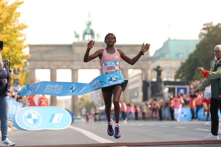 Tigst Assefa on how career threatening injury spurred her to breaking world marathon record