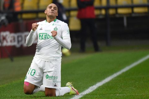 Khazri's 68-metre goal earns point for Saint-Etienne