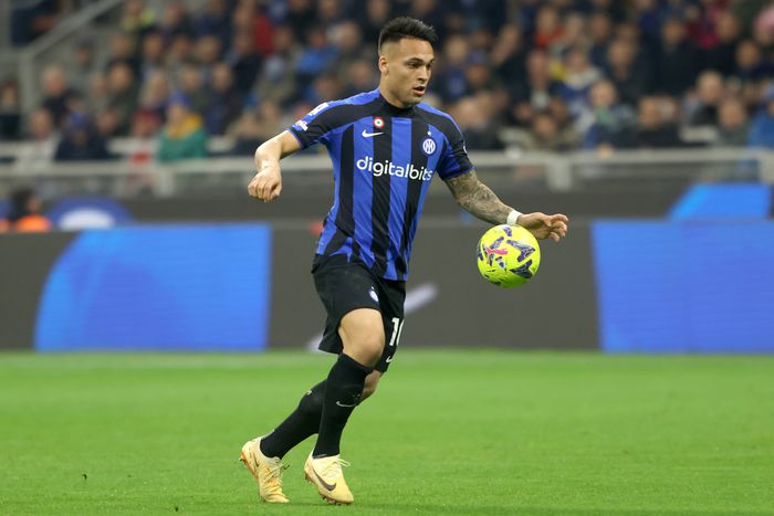 Sofyan Amrabat to be shown a card against Inter Milan and other player stats