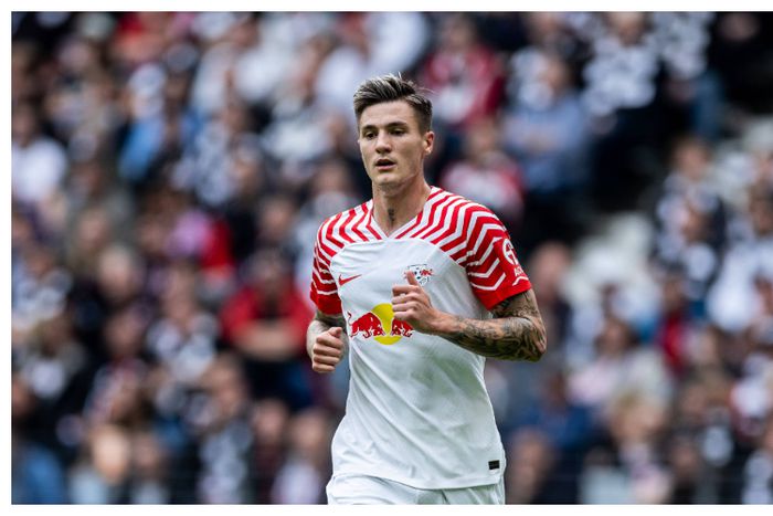 Benjamin Sesko favours Arsenal move