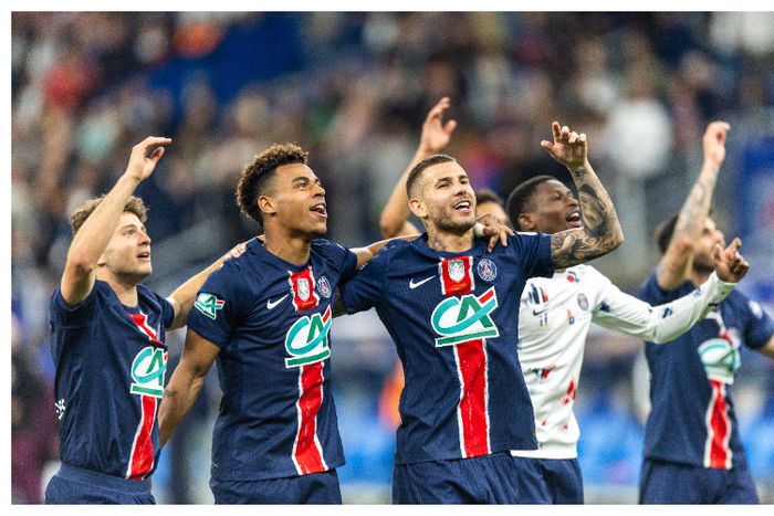 Moses Simon backs PSG