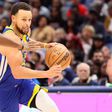No help, No problem: Curry erupts for 42 to send Warriors past Pelicans