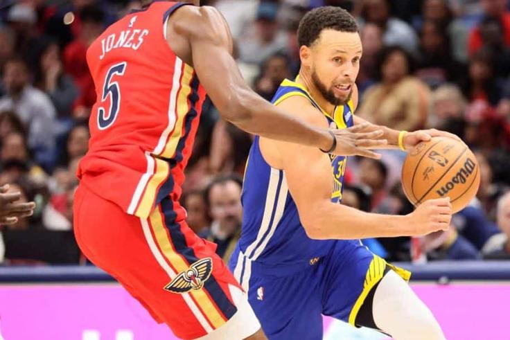 No help, No problem: Curry erupts for 42 to send Warriors past Pelicans