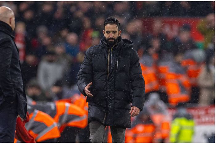 Weekend shakes-up: Man Utd's streak continues, defeats loom for Chelsea & crisis-hit Liverpool in the Premier League.