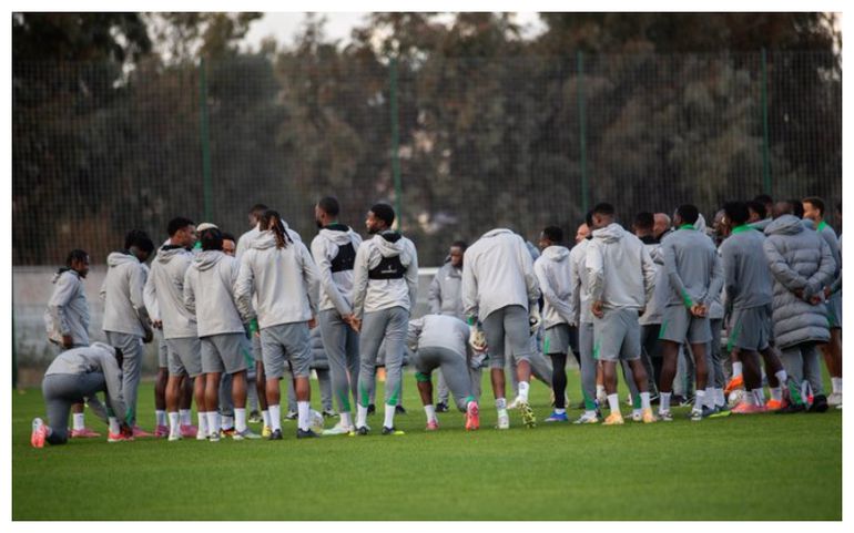 Super Eagles team || X