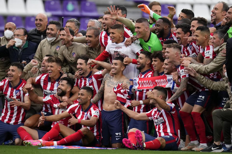 Futbalisti Atletica Madrid oslavujú zisk titulu