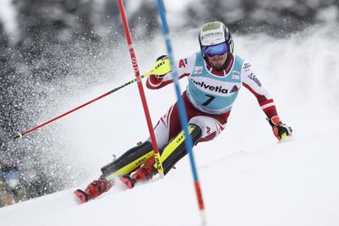 Svetový pohár: V záverečnom slalome v Lenzerheide zvíťazil Manuel Feller