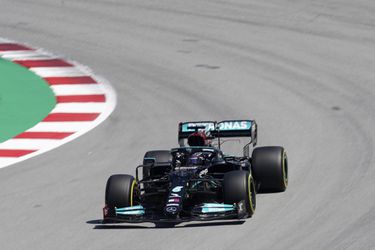 Veľká cena Španielska: Lewis Hamilton s jubilejnou pole position v kariére