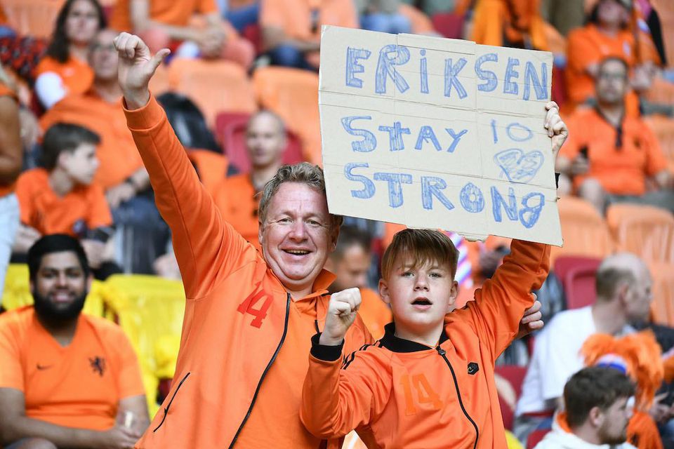 Odkazy fanúšikov Christianovi Eriksenovi.