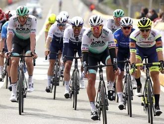 Pozrite si ešte raz záverečný špurt Petra Sagana v 3. etape Giro d'Italia