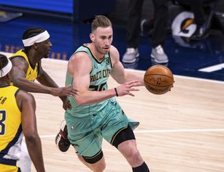 NBA: Charlotte bude približne mesiac bez zraneného Haywarda