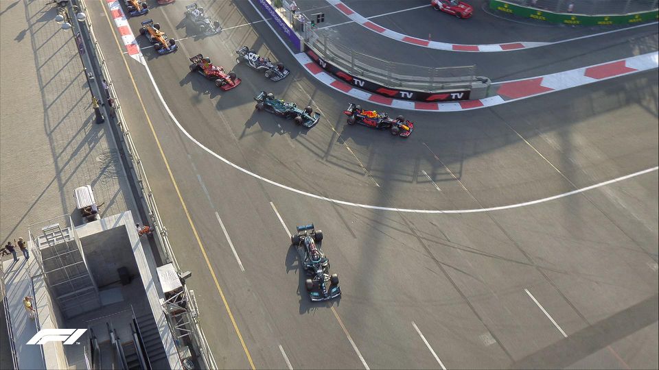 Lewis Hamilton počas reštartu Veľkej ceny Azerbajdžanu 2021.