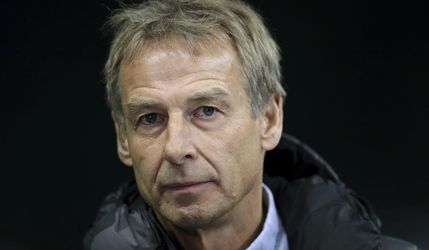 Tréner Klinsmann sa ponúkol Tottenhamu: Číslo na mňa majú