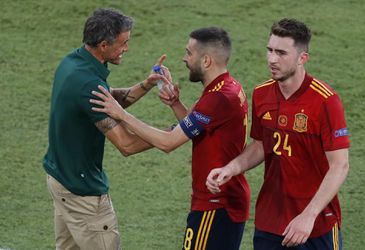 EURO 2020: Lewandowski nalomil Enriquemu trénerskú stoličku. Zápas so Slovenskom je kľúčový
