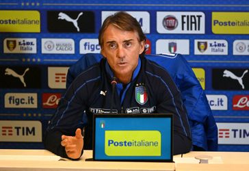 Mancini zredukoval káder Talianska, vyškrtol sedem hráčov