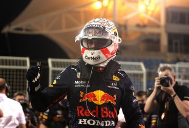 VC Bahrajnu: Pole position pre Maxa Verstappena, Hamiltonovi nadelil takmer pol sekundy