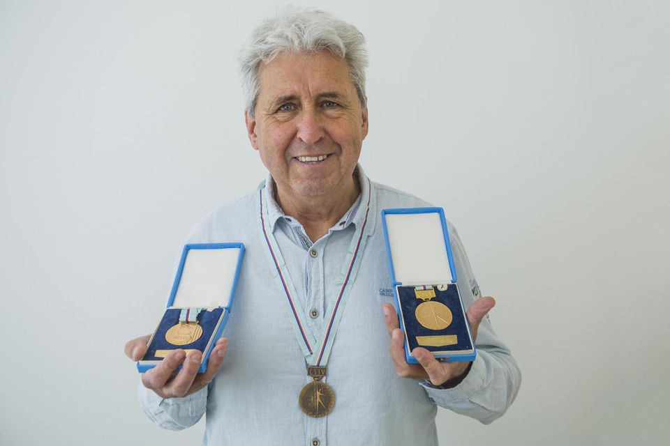 Jozef Lenčéš s medailami z pretekov