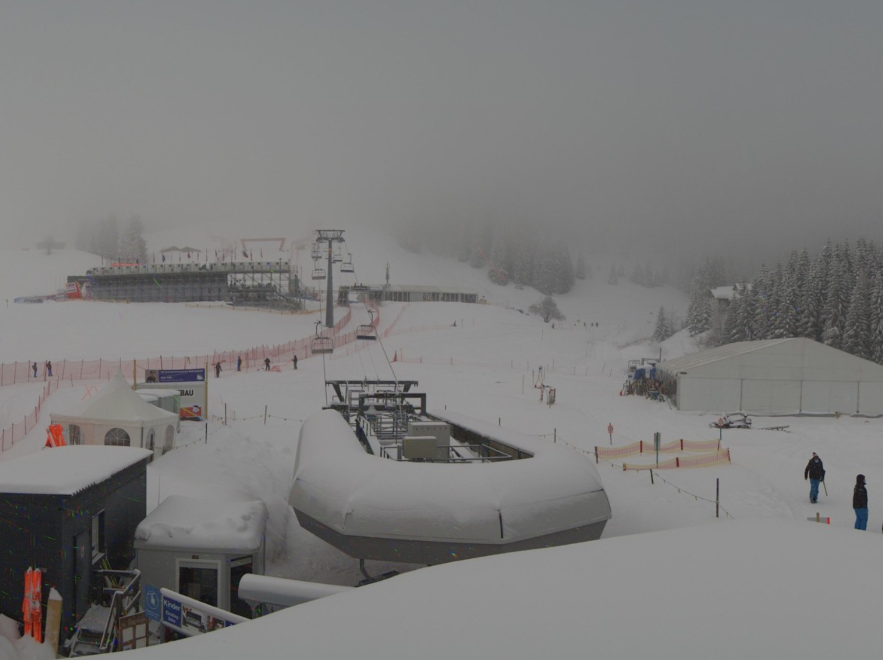 Záber z Lenzerheide o 09.00.