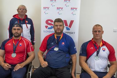 Paraatletika: Slováci sa vrátili z ME s tromi striebornými medailami