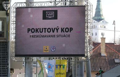 Prvé pochybenie systému VAR na Slovensku? Odborník Ďuriš: Jedenástka sa kopať nemala