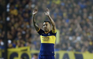 Carlos Tevez rozviazal zmluvu s Bocou Juniors, ukončiť kariéru však ešťe neplánuje