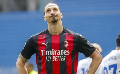 Zlatana Ibrahimoviča trápi svalové zranenie, zápas so Sassuolom zrejme vynechá