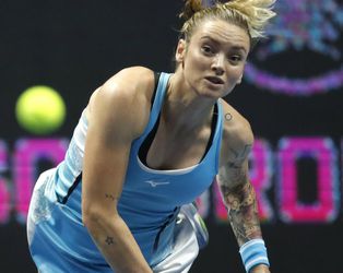 WTA Bogota: Tereza Martincová uspela v 1. kole, pokračuje aj Francúzka Tanová