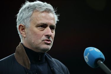 Jose Mourinho dlho bez práce nezostal, stal sa trénerom popredného klubu Serie A