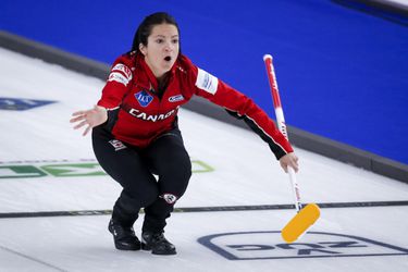 Curling-MS: Rusky, Švajčiarky a Škótky vstúpili do turnaja dvoma víťazstvami