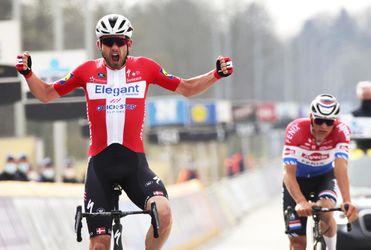 Okolo Flámska: Kasper Asgreen v špurte zdolal Van der Poela, Peter Sagan dnes o výhru nebojoval